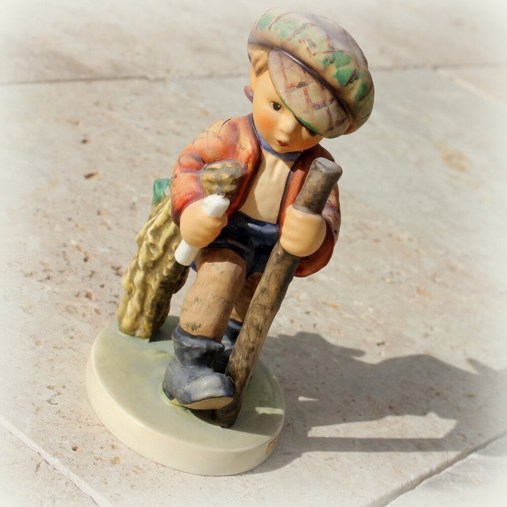 Hummel Figurine 'On Secret Path' by Goebel - Picture 8 of 11